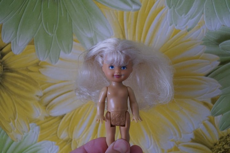 Куклы с разным состояние здоровья долго стояли в очередь у дверей кукольной лечебницы | Бэйбики Куклы с разным состояние здоровья долго стояли в очередь у дверей кукольной лечебницы