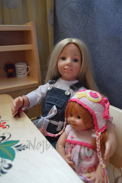 Мебель для кукол Хохлома. Вихтели Rosemarie Anna Muller