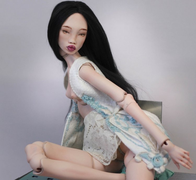 Райский цветок Тинатин. Фарфоровая шарнирная кукла (фото 2)