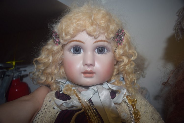 В гости. Куклы Сандры — Редкие антикварные куклы и реплики: воск (фото 4)