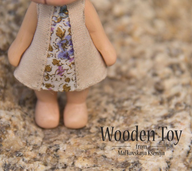 Мишка девочка с глазами из самого синего льда (вырезана из кедра, пахнет медом)