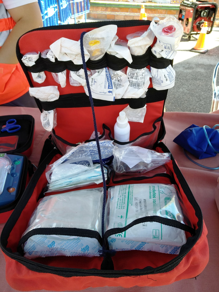 Тайна моего имени. Часть девятая. Испания, Бенальмадена, Парк Тиволи. Лесли путает все планы