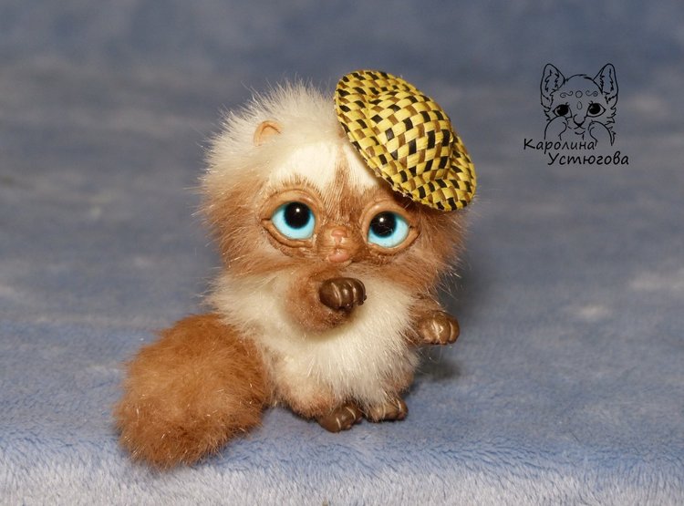 Котенок в шляпе — Игрушки в смешанной технике (мех и глина): Арт (фото 10)