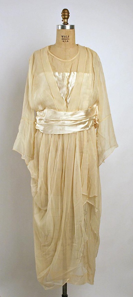 Свадебные платья прошлых эпох