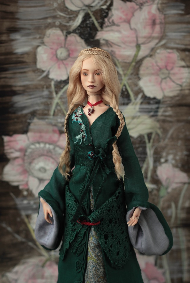 Серсея. Фарфоровая шарнирная кукла (фото 3)