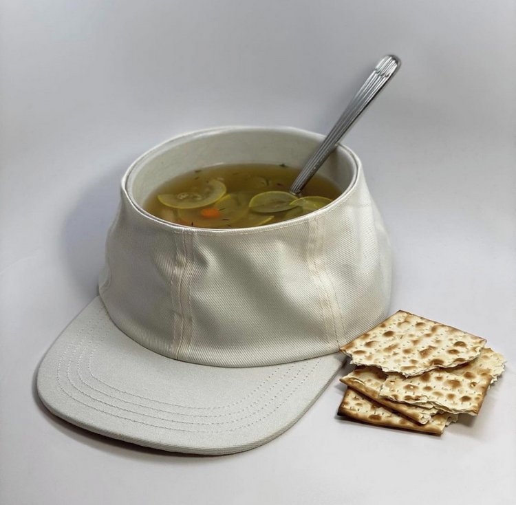 Дизайнер из Бруклина Брайан Дауни создает бейсболки | Бэйбики Дизайнер из Бруклина Брайан Дауни создает бейсболки (фото 3)