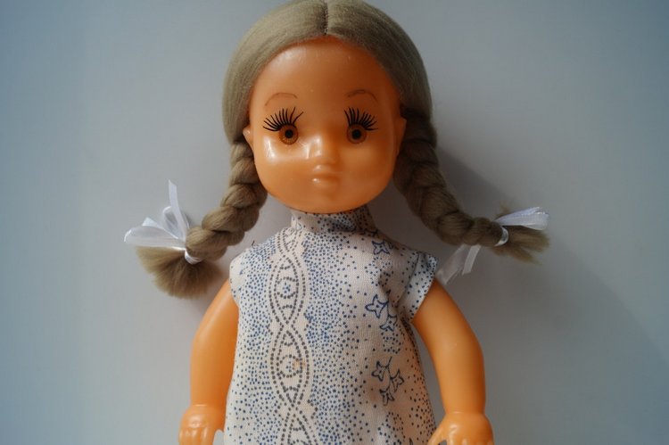 Третья июньская выписка. Как расцвела фарфоровая девочка. Чем заменить кукольный пейт