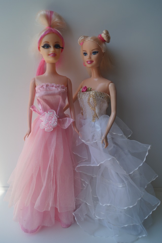 Вторая июльская выписка. Лечение глазок: отсутствие радужки, косоглазие. На лечении была ГДРочка. Голова+тело= красивая