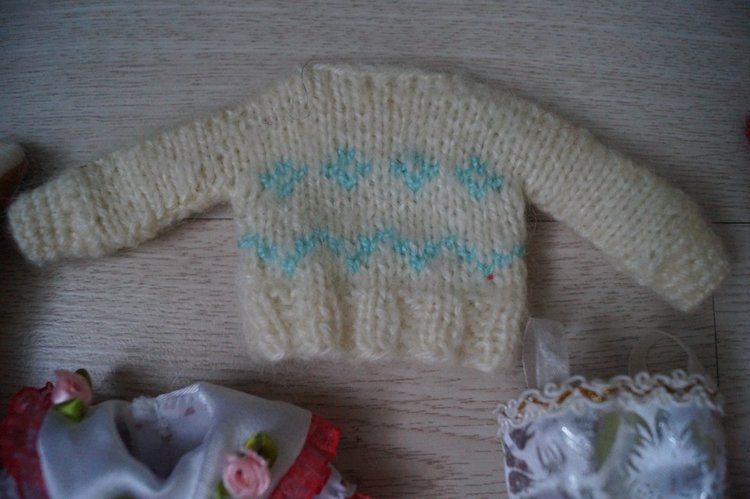 Привет из 2010, коробка с куклами и одежками + воспоминания из детства и юности