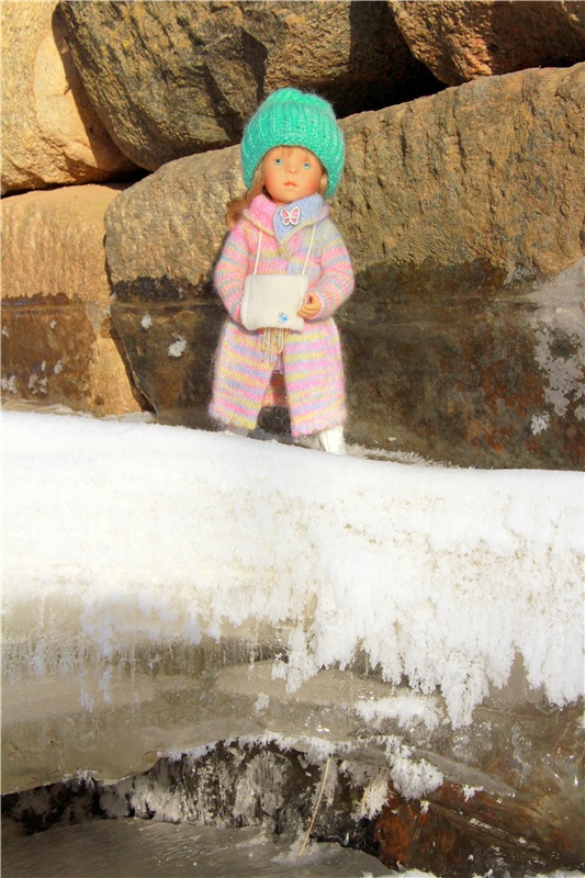 Зимняя прогулка Сони. Уникальная кукла от Сильвии Наттерер