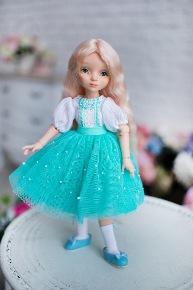 Сестры Эшли и Эйприл для Весеннего бала Кукол