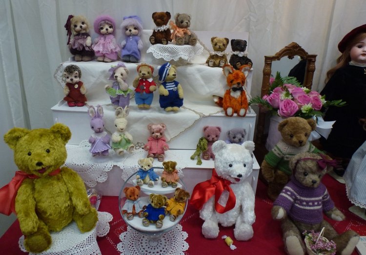 Мой родной любимый город, выставка Мишек и немного о Москве