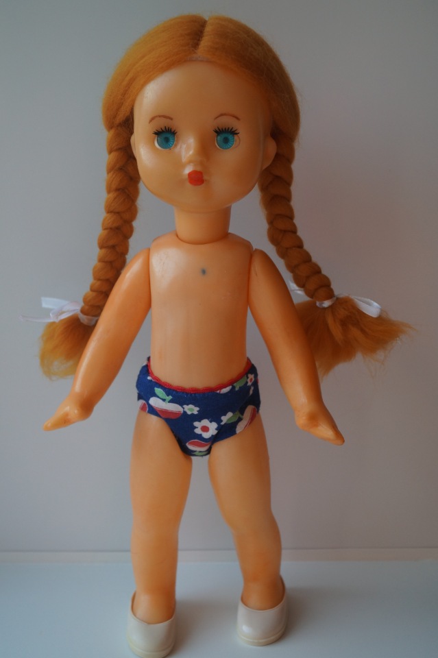 Третья майская выписка. Как вынуть моргучие глазки из головы советских кукол