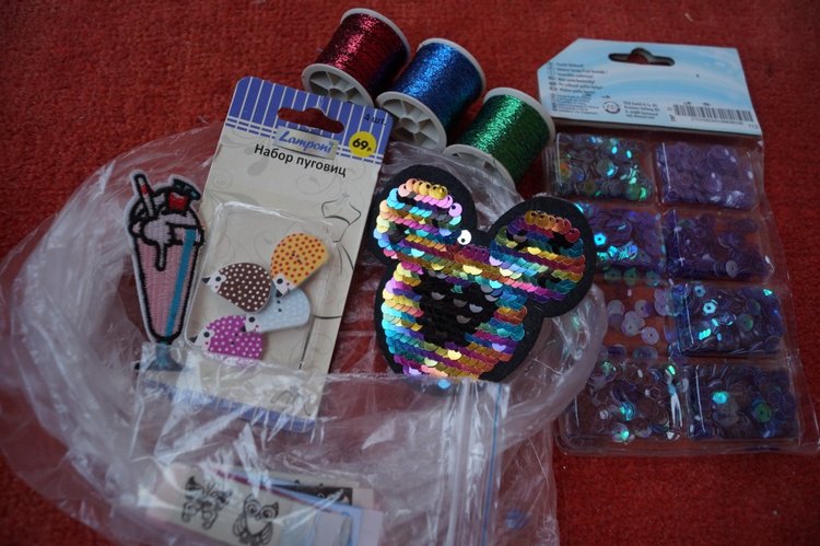 Откроем коробки из детского сада