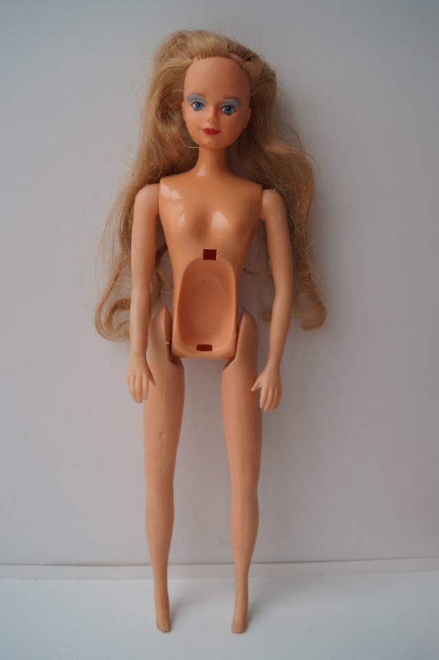 Первая выписка марта. Чебурашка здоров, Братц из серии Sea Stunnerz обрела сменные ножки