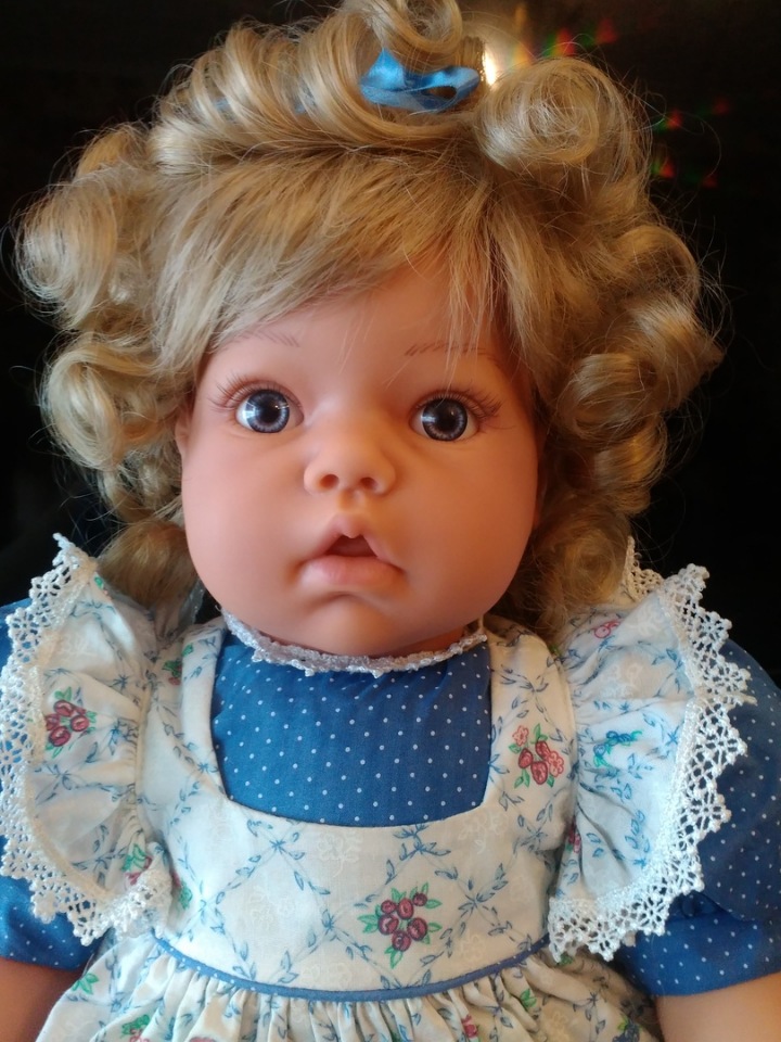 У нас снова пополнение. Настенька приехала