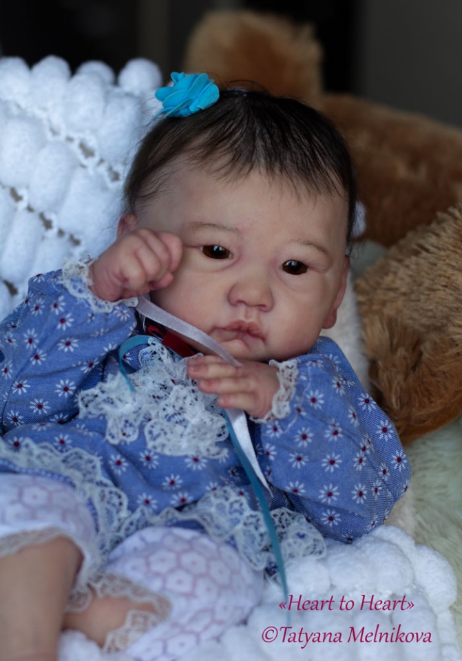 Вот такая азиатская бэбичка Ellory