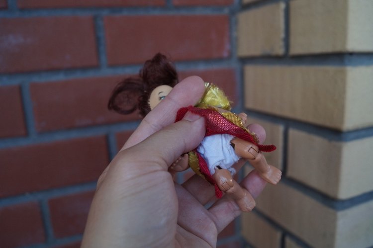 Куклы с разным состояние здоровья долго стояли в очередь у дверей кукольной лечебницы | Бэйбики Куклы с разным состояние здоровья долго стояли в очередь у дверей кукольной лечебницы