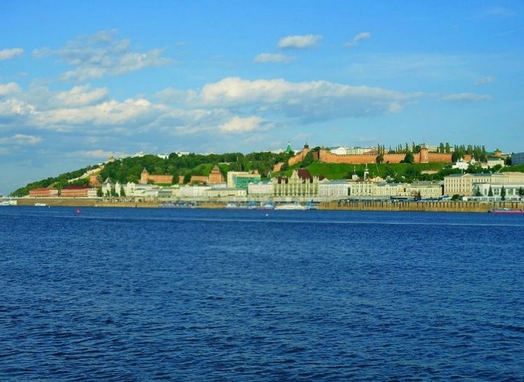 Отдых на Волге - между двух городов