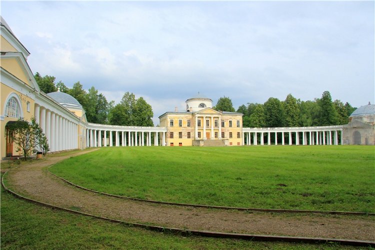 Путешествие Виолы в Усадьбу Знаменское-Раёк