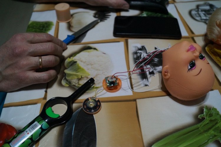 Субботняя традиция - выписывать кукол из лечебницы (фото 7)