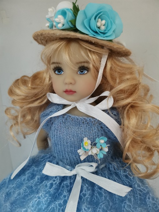 Один наряд и несколько разных кукол. Подбор лучшей модели