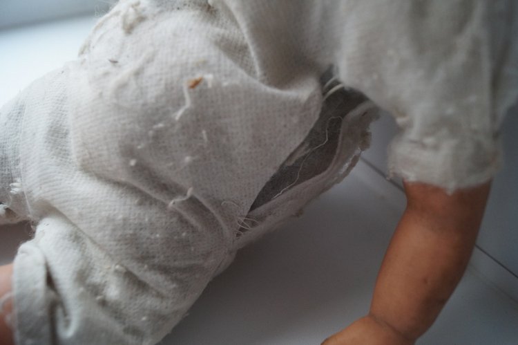 Первая выписка ноября. Починка шейного крепления у Братц, утерянная кисть восстановлена, как привести в порядок фабричную