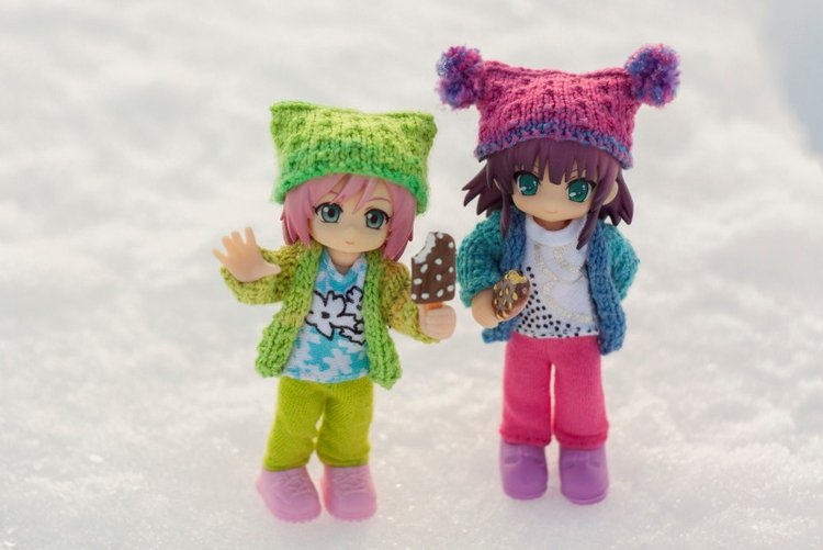 Всем привет от подружек! Их теперь двое