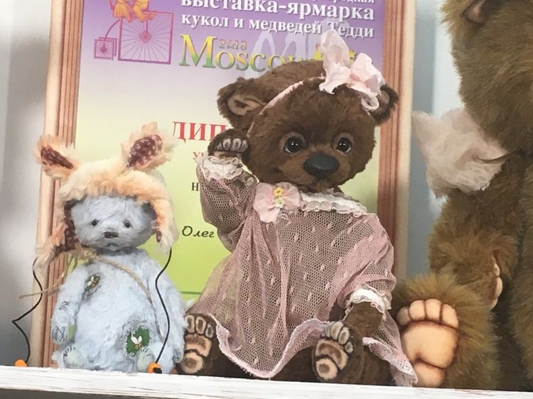 Апрель 2018 - выставка на Тишинке - так ее увидела я - окончание