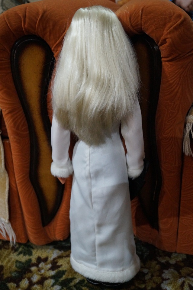 Первая выписка ноября. Починка шейного крепления у Братц, утерянная кисть восстановлена, как привести в порядок фабричную