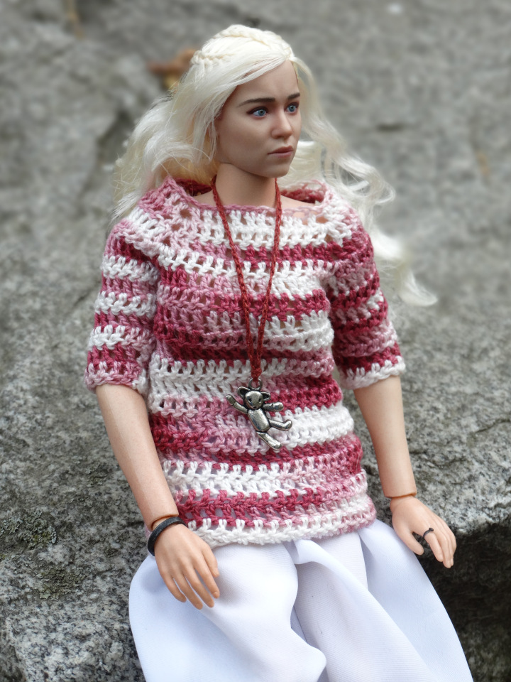 Совсем другой стиль для Дэни. Экшен-кукла Daenerys от ThreeZero