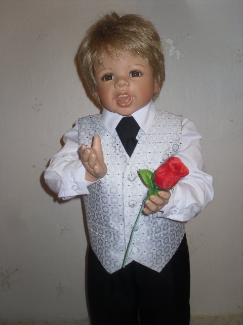 "Мальчик с девочкой дружил..." или истории кукольной любви с элементами ностальгии