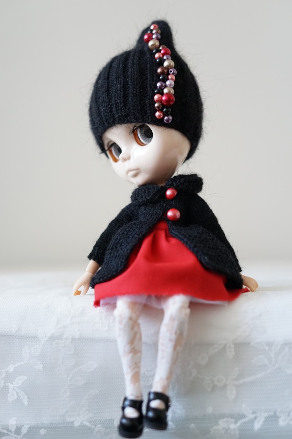 Синяя шапочка и черная шапочка (фото 7)