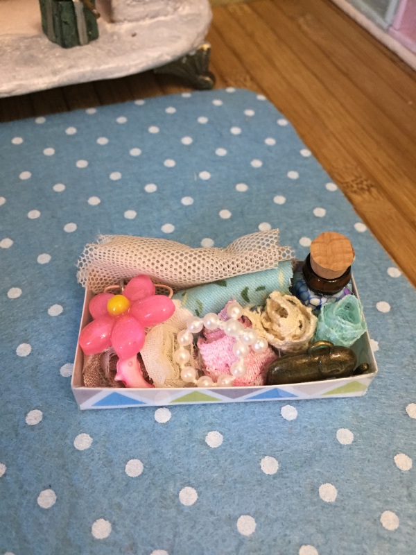 Дом швеи-вязальщицы — Румбоксы и кукольные интерьеры: фото