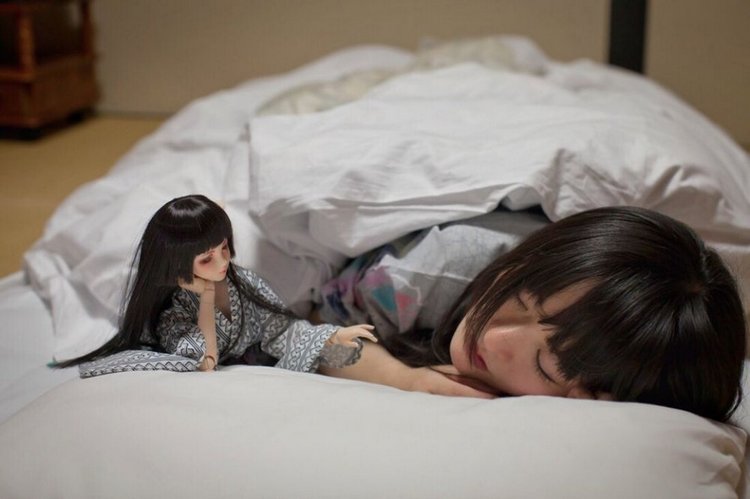 Необычный фотопроэкт Японской блогерши: Люди как куклы (фото 8)