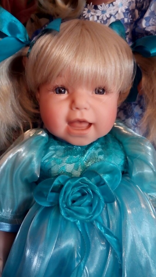 Наша Маша стала сидячей девочкой (фото 2)