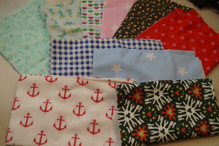 Приехали три посылки, открыла, а их четыре