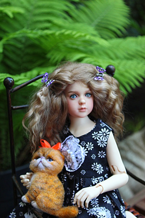 Поиск образа для Розочки. Знакомство с садом