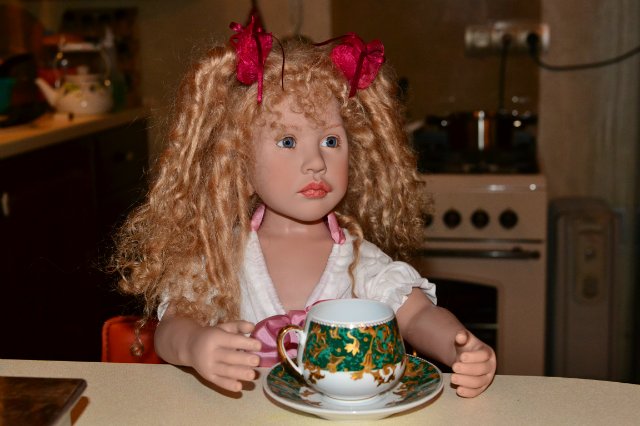 Платье в горошек. Коллекционная кукла Zwergnase, Eugenia