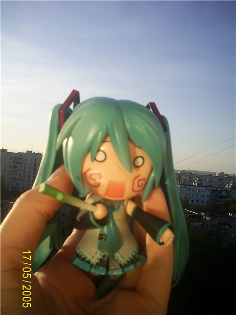 Hatsune Miku Vocaloid - (коллекционная куколка Мику Хатсунэ)