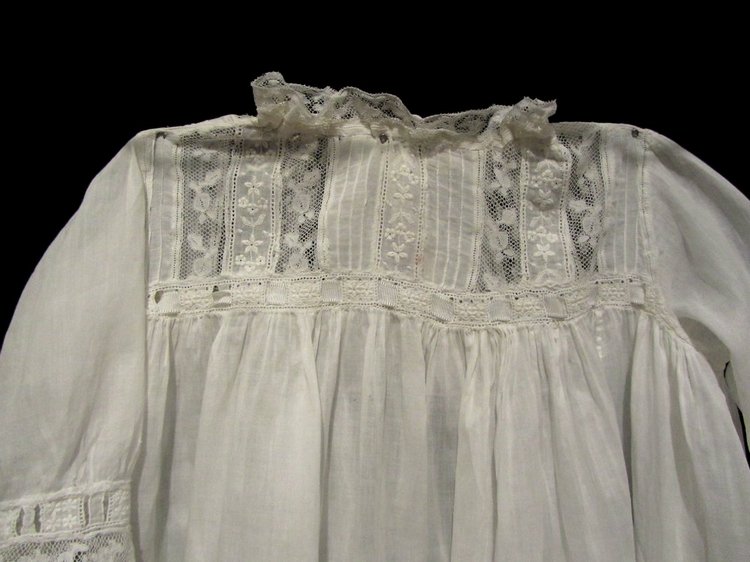 «Мода по-взрослому. Истории из кукольного гардероба» - выставка в Музее-заповеднике «Царицыно» - продолжение - детали. Часть