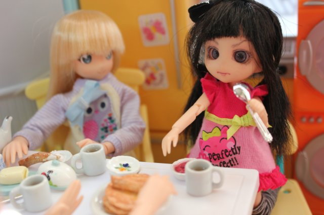 Блины на масленицу, миниатюра для кукол в формате 1/6