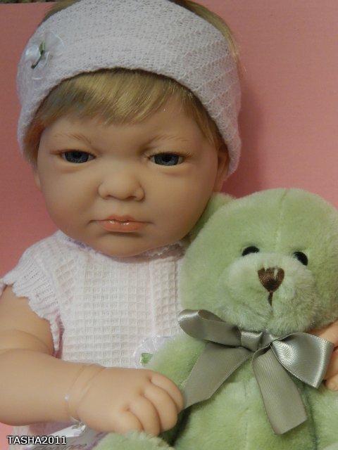 Испанские куклы и ретро-автомобили или "Все мальчики любят машинки"