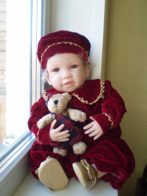 Беляночка Оливия от Ashton Drake (фото 4)