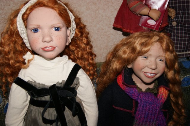 Кто стучится в дверь ко мне с толстой сумкой на ремне