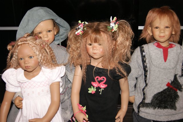 Плакса - вакса Инке и веселые девчата и мальчишки - Поль, Хьго, Ива и Таночка