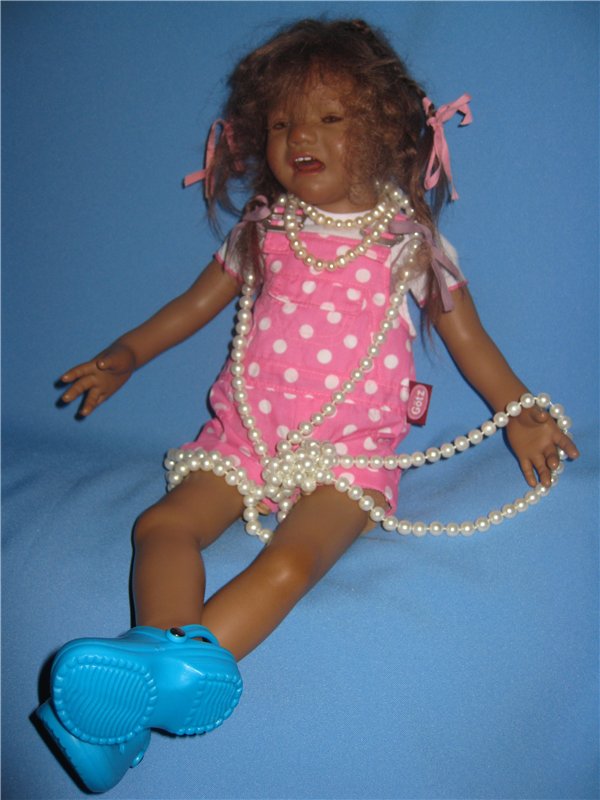 Кто подскажет, как ребенка успокоить? Коллекционная кукла Inke A.Himstedt (фото 8)