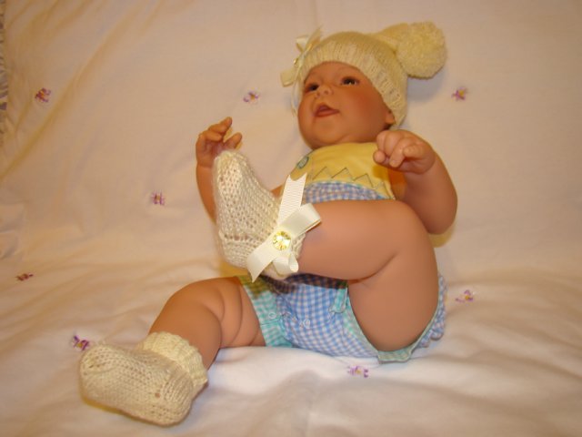 Заболела носочками... вязание для любимых куклят