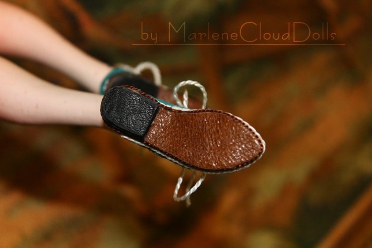 Новая девушка, авторская кукла Гая