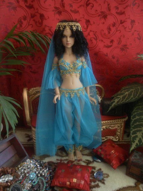 Новый наряд Джаянтти | Бэйбики Новый наряд Джаянтти — Куклы Iplehouse (Иплхаус): BJD (БЖД) (фото 9)